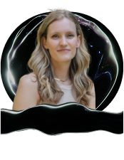 <p>Laura <br/>Loughran</p>